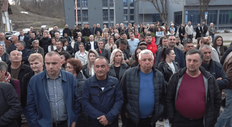 POBUNA U REPUBLICI SRPSKOJ: Građani idu do kraja –„Nećemo skrštenih ruku gledati kako nam oduzimate ono što je naše…“