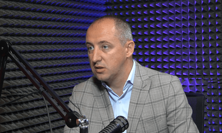 NOVI BUKA PODCAST: “Već 30-tak godina je JEDAN podatak veoma loš za RS, i uticaće na budućnost” (VIDEO)