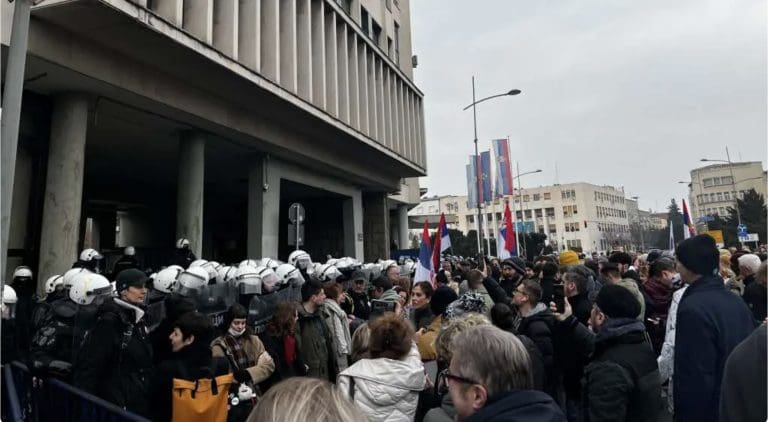 FINALNA BLOKADA u Novom Sadu: Ko se boji izbora?