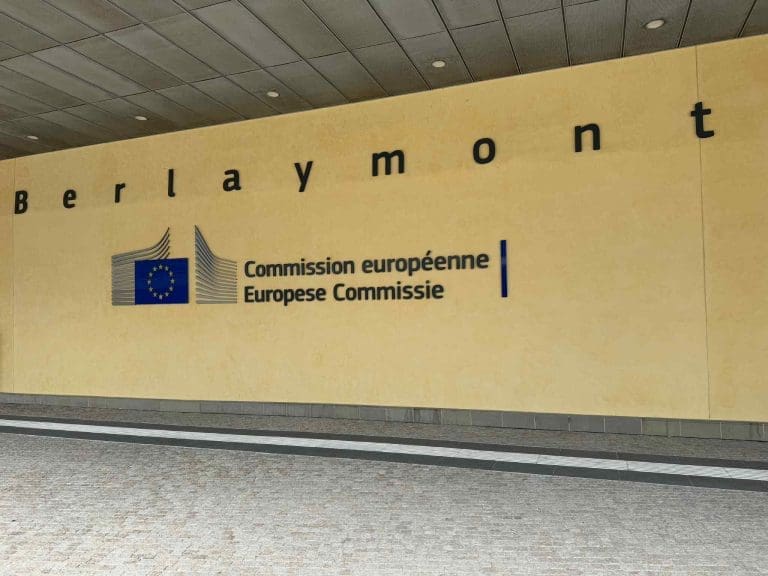Do rješenja političke krize besmisleni razgovori o glavnom pregovaraču BiH sa EU