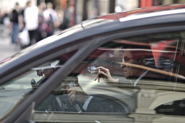Kako saobraćajne gužve utiče na psihu: Ako “legnete” na sirenu za svaku sitnicu – niste samo bijesni