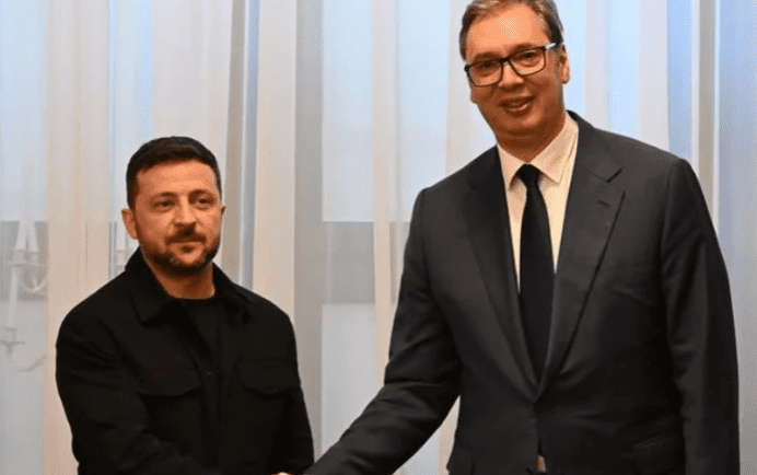 Srbija želi da obnovi jedan ili dva grada ili manji region u Ukrajini, Vučić se sastao sa Zelenskim