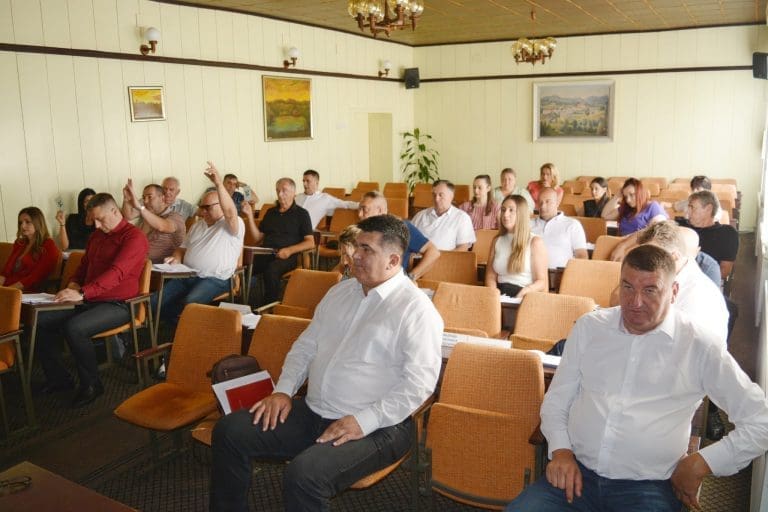 Jednoglasno usvojena Rezolucija o sprječavanju otvaranja rudnika litijuma na Majevici, danas protest u Loparama