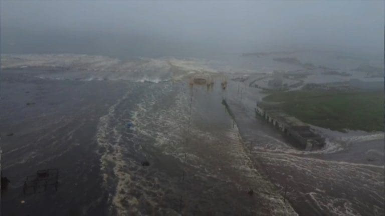 Zemljotres na Kamčatki pokrenuo erupciju vulkana nakon 600 godina?