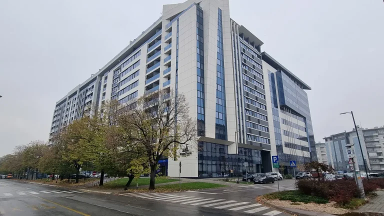 RAK kupio 400 kvadrata u zgradi „Grand trade“ za 2,4 miliona KM: Kvadrat preko 5.800 KM, plaćena i garažna mjesta