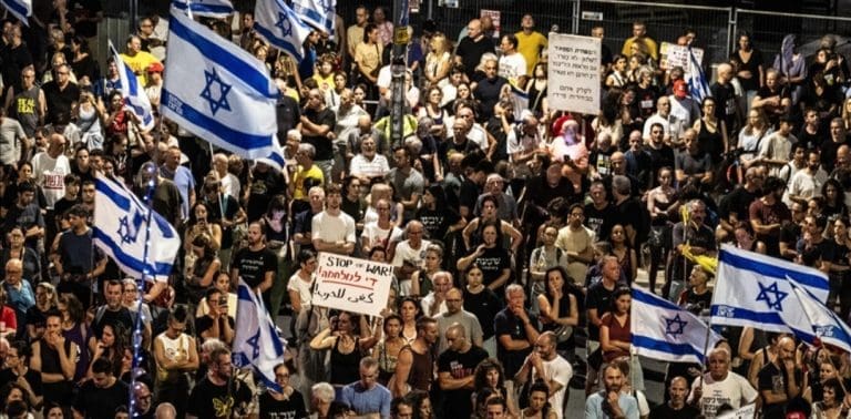 Ogroman antiratni protest u Tel Avivu: Tražimo kraj rata i oslobađanje talaca iz Gaze!