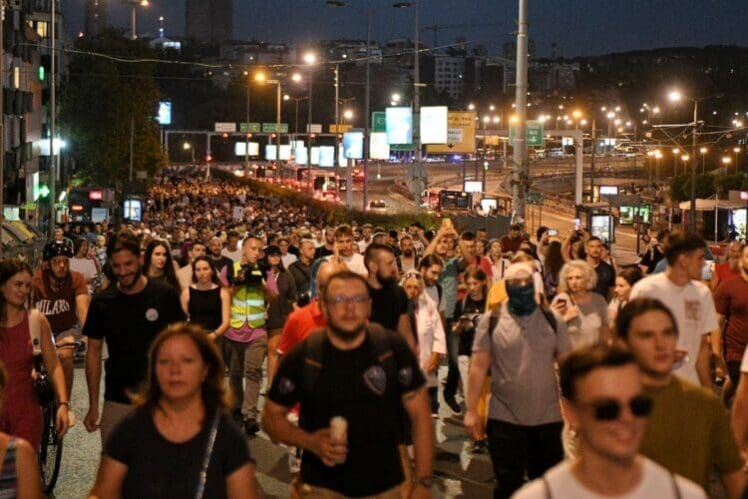 Studenti objavili lokacije na kojima se večeras održava protest: U Beogradu na četiri mjesta