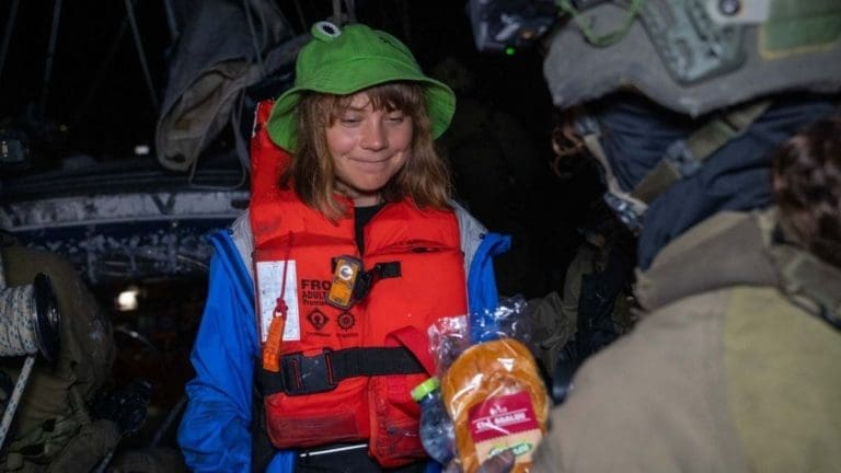 Flota humanitarne pomoći s Gretom Thunberg kreće prema Gazi kako bi “prekinula ilegalnu opsadu”