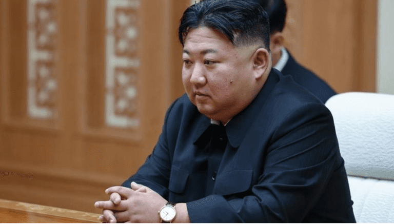 Kim Džong Un zabranio POVEĆANJE GRUDI u Sjevernoj Koreji