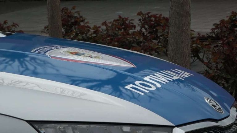 Teška saobraćajna nezgoda kod Prijedora, teško povrijeđene dvije žene i dijete