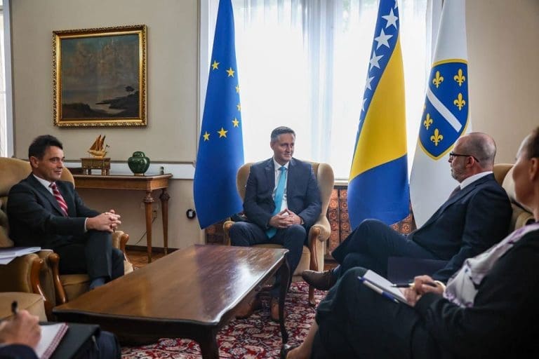 Trampov izaslanik stigao u BiH: Počeli razgovori sa domaćim zvaničnicima