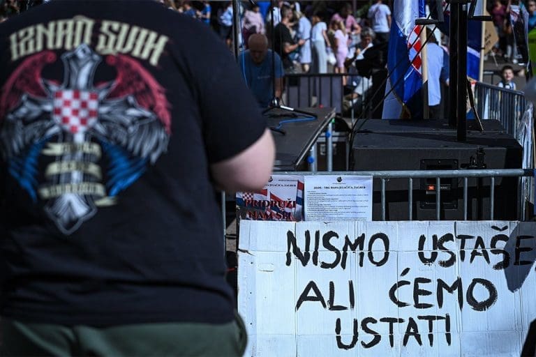 Protest u Zagrebu: “Nismo ustaše, ali ćemo ustati”