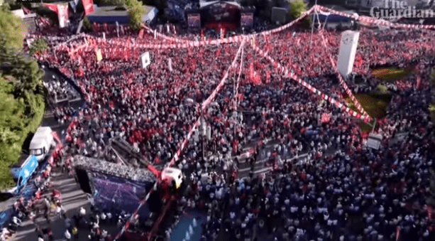 Ankara: Desetine hiljada na protestu protiv pravosudnog progona turske opozicije