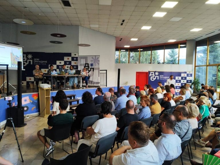 Banjalučani traže odgovore: Šta se planira na prostoru Akvane?