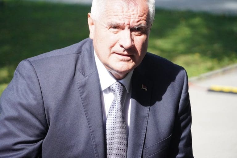 Višković ne može biti upisan u sudski registar