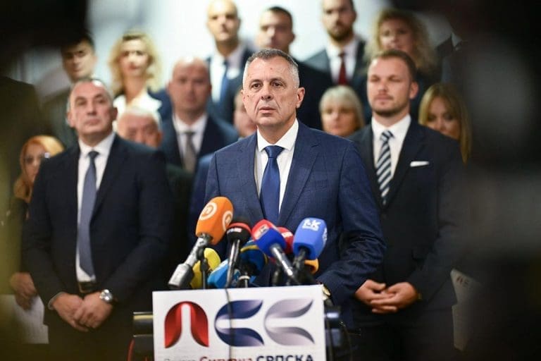 Radojičić: “NSRS je ponižena, ovo je izdaja političkog vrha Srbije i Rusije”