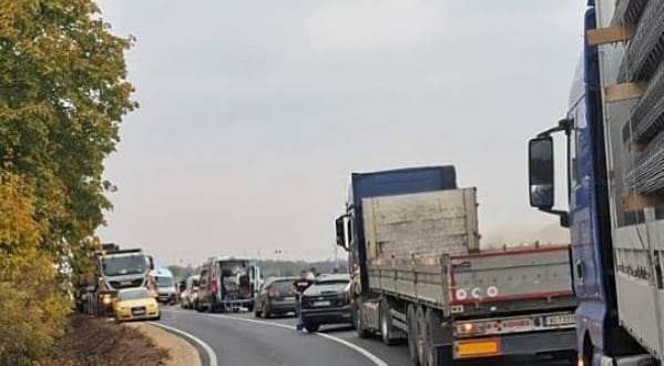 Jezive scene sa mjesta nesreće: Dvije osobe poginule, a 83 povrijeđene
