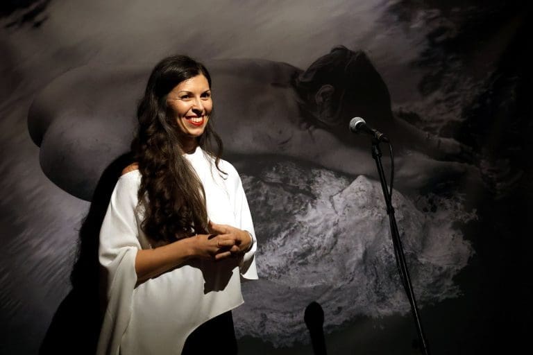 Banjaluka: Otvorena izložba fotografija “Hram” vizuelne umjetnice Jelene Medić (FOTO)