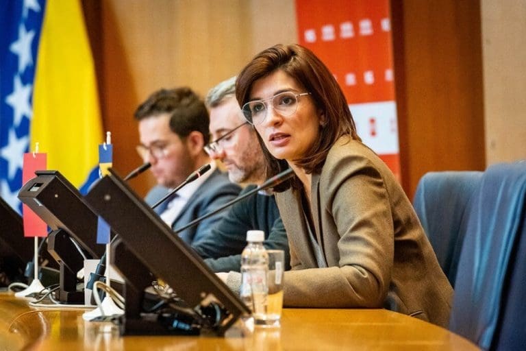 Sabina Ćudić za Buku: Trojka je, shodno svojim obećanjima, morala uraditi više