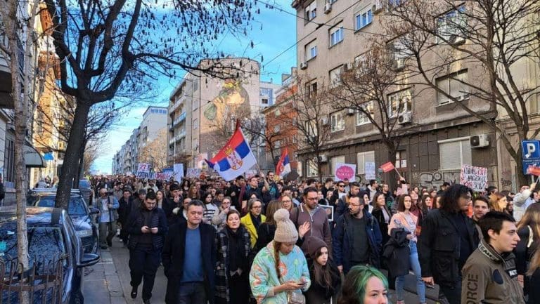 Studenti 30. oktobra pješače do Novog Sada