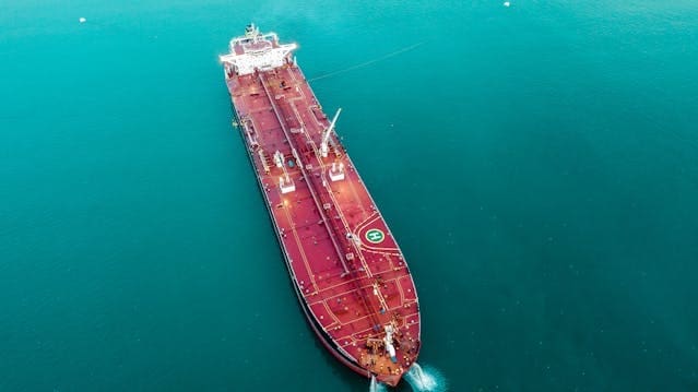 Prvi tankeri probili blokadu: Supertankeri prošli kroz Ormuz