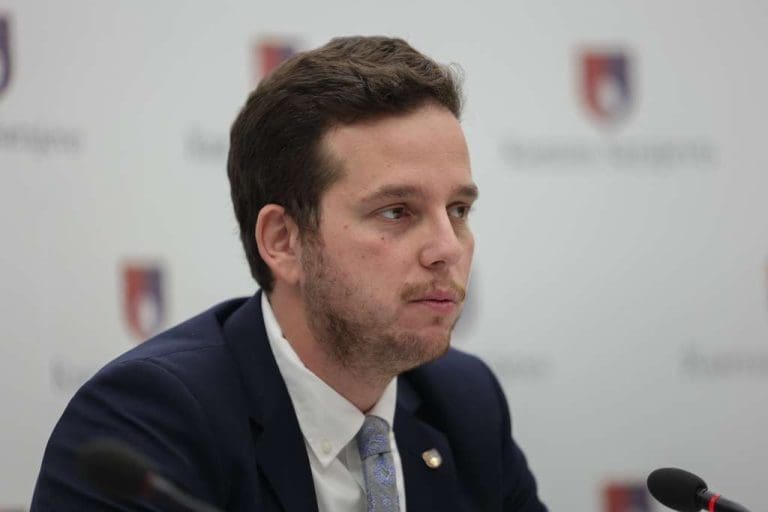 Sazvana hitna sjednica Vlade KS zbog hapšenja dvojice pripadnika MUP-a KS