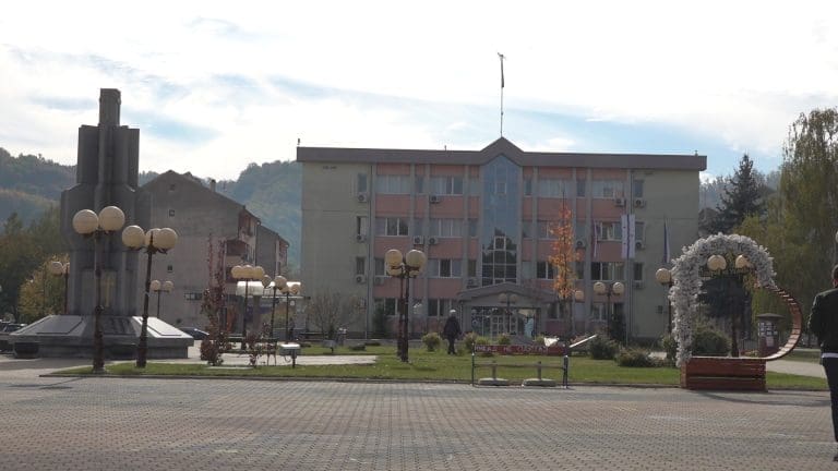 Ugljevik u hladnoj paralizi: Termoelektrana stoji, škole zatvorene