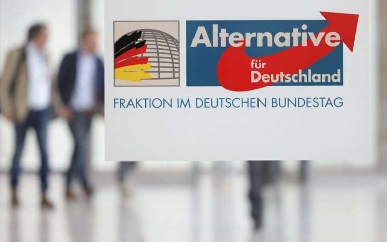 Njemačka krajnje desničarska stranka AfD optužena za prikupljanje informacija za Kremlj