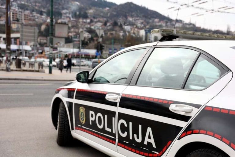 Sarajevo: Uhapšeni dekan Stomatološkog fakulteta i glavna prosvjetna inspektorica