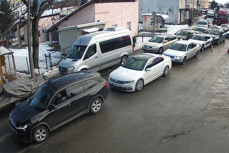 Gužve na graničnim prelazima između BiH i Hrvatske