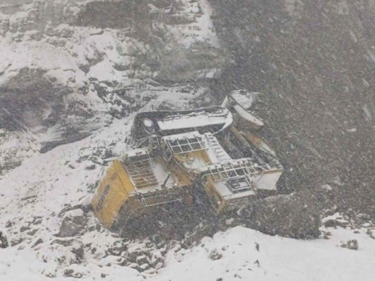 RiTE “Ugljevik”: U klizištu oštećen bager, nema povrijeđenih