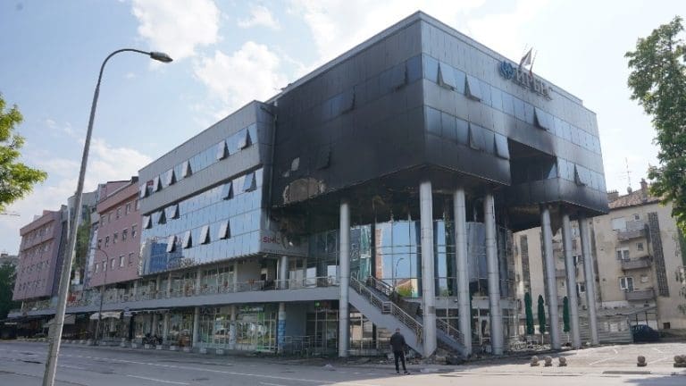 Tužilaštvo pokrenulo istragu o požaru u zgradi IRB RS u centru Banjaluke