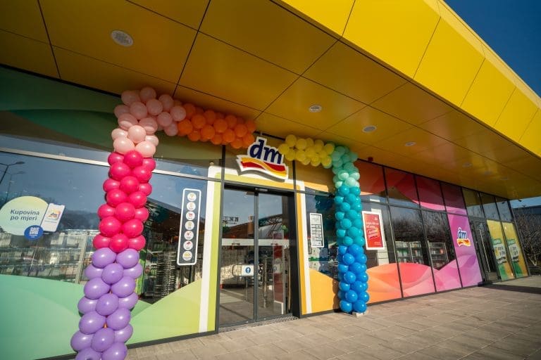 Kroz novu, savremenu trgovinu u Zvornik City Parku dm unapređuje iskustvo kupovine 