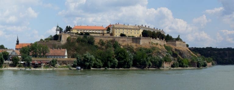 Kako je Novi Sad dobio ime?