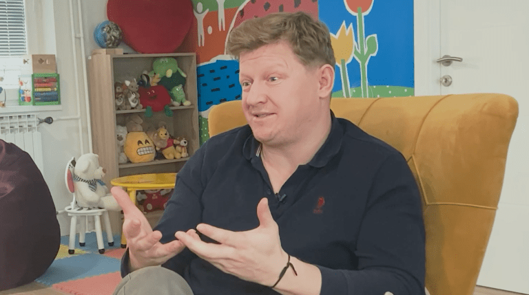Rijad Gvozden: Od odrastanja u SOS Dječijem selu do filmske scene (VIDEO)