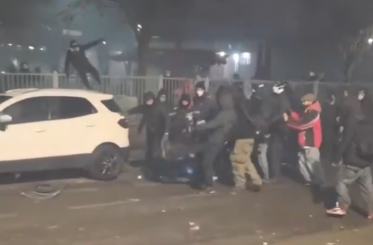 Veliki neredi na protestu u Torinu Meloni objavila brutalnu snimku