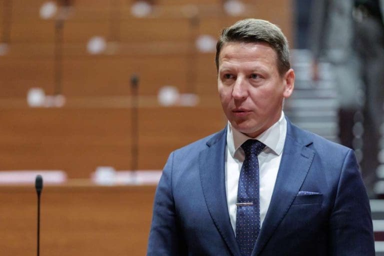 Zurovec: Gradonačelniku Banje Luke zabraniti ulazak u RH