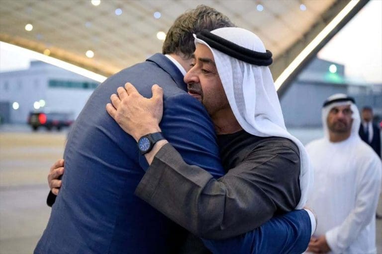 Vučić u iznenadnoj posjeti UAE, razgovarao s Mohamedom bin Zayedom Al Nahyanom