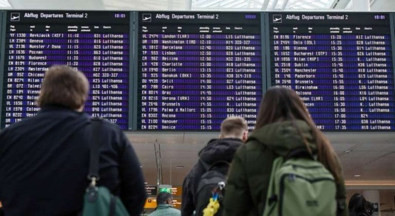 Detaljan vodič kroz registraciju na EES kiosku na aerodromu: Evo kako ćete najbrže proći (VIDEO)