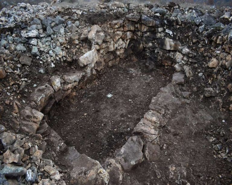 OTKRIĆE KOJE MIJENJA ISTORIJU? Arheolozi pronašli dragocjenosti stare 2.400 godina na trasi koridora Vc