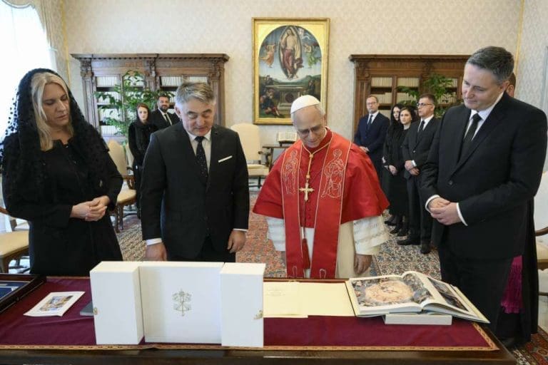 Predsjedništvo BiH s papom Lavom XIV: Potvrđeni izuzetno prijateljski odnosi BiH i Svete stolice