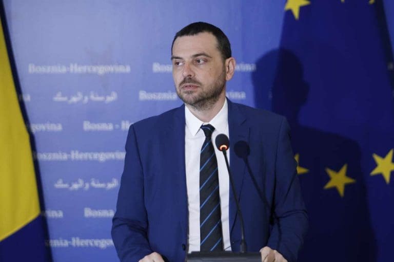 Magazinović: Samo jedno pitanje za SNSD, zašto ste se sad sjetili nepostojećeg prenosa nadležnosti?