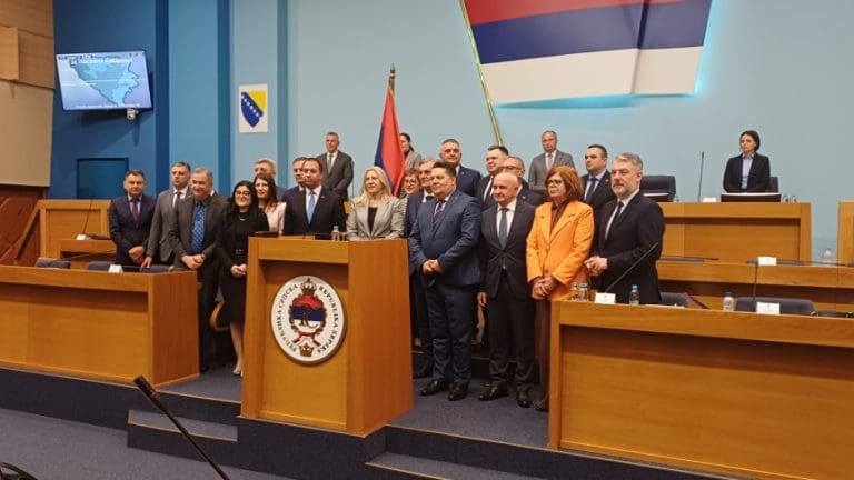 Treća Minićeva vlada u problemu, nije ispoštovana procedura