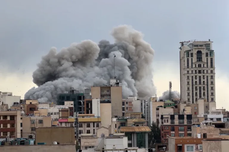 Pogrešne koordinate odnijele više od 165 života: Otkriveno ko stoji iza bombardovanja iranske škole