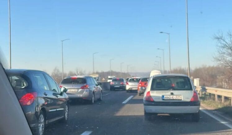 Kolaps na brzoj cesti kod Prijedorske petlje, vozači čekaju i do 40 minuta