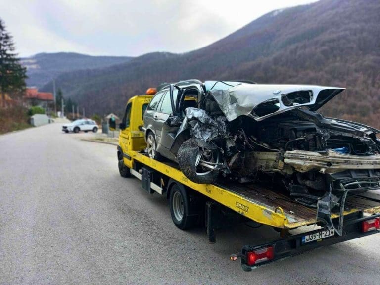 Crna statistika bh. puteva: Svakog dana 117 nesreća, mladi vozači među najrizičnijima