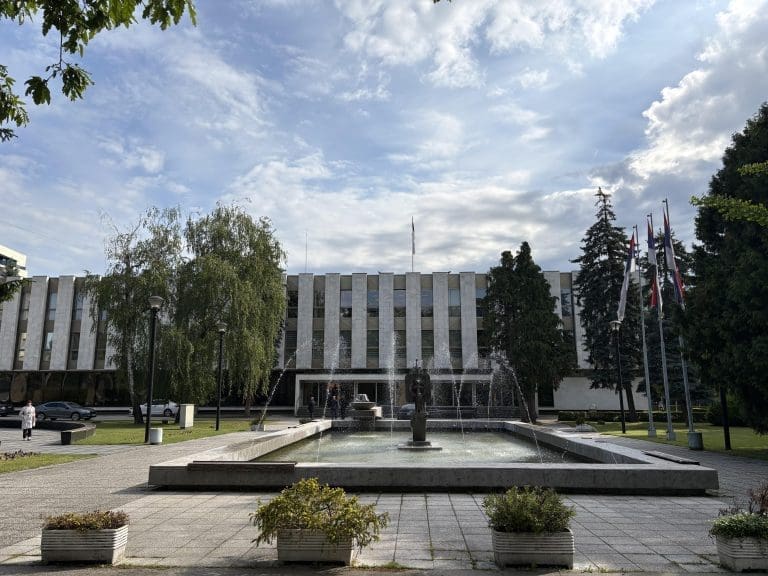 OPASAN UDAR NA PRAVO GRAĐANA: Policija zabranila protest ekoloških aktivista u Banjaluci