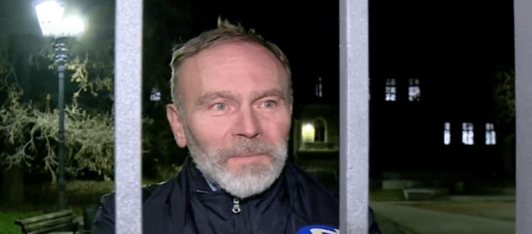 Direktoru Jovine gimnazije pozlilo, odvezen u Hitnoj pomoći