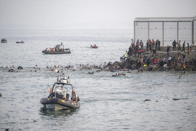 Evropski lideri traže da se Španija suspenduje iz Šengena zbog migrantske krize