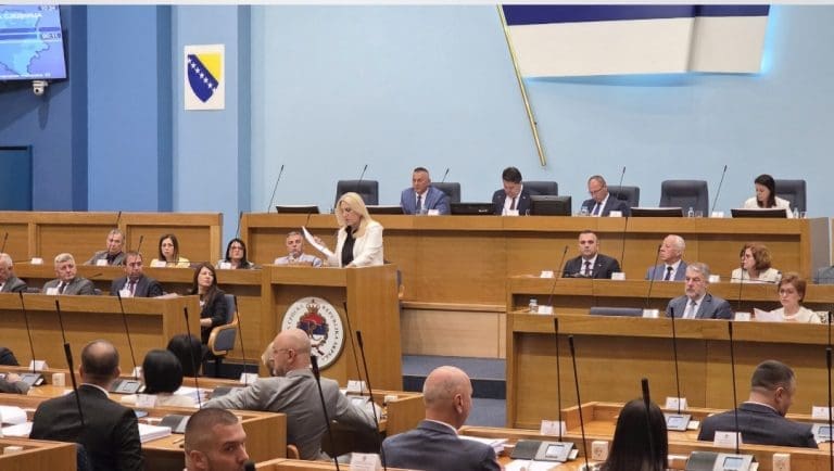 Poslanici NSRS podržali veto Željke Cvijanović